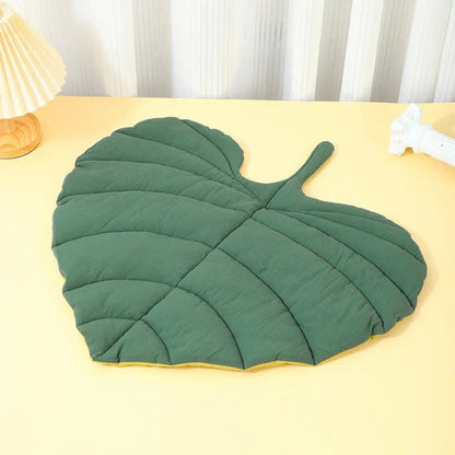 Leaf Cat Bed Mat